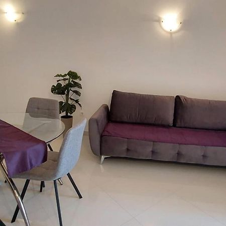 Apartments Mestral Baška Voda Εξωτερικό φωτογραφία