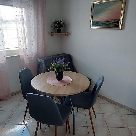 Apartments Mestral Baška Voda Εξωτερικό φωτογραφία