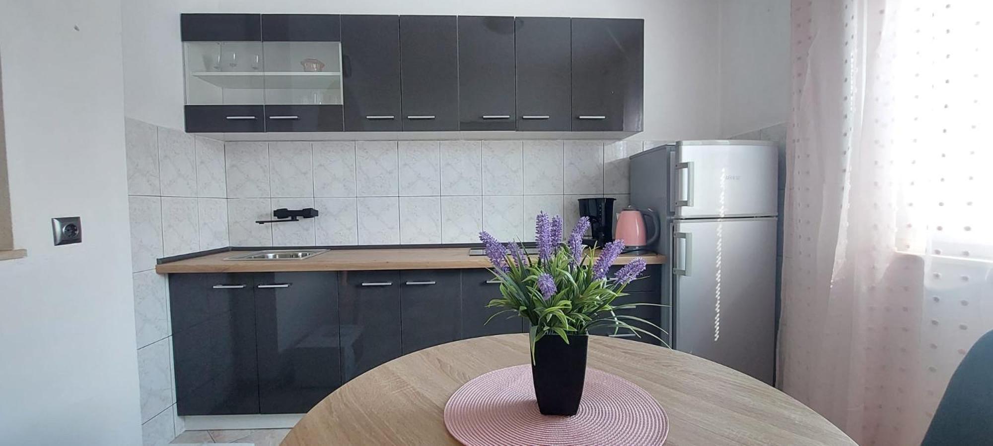 Apartments Mestral Baška Voda Εξωτερικό φωτογραφία